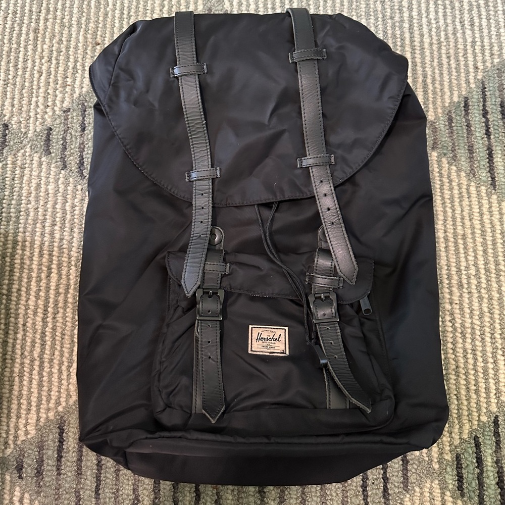 Herschel  Backpack